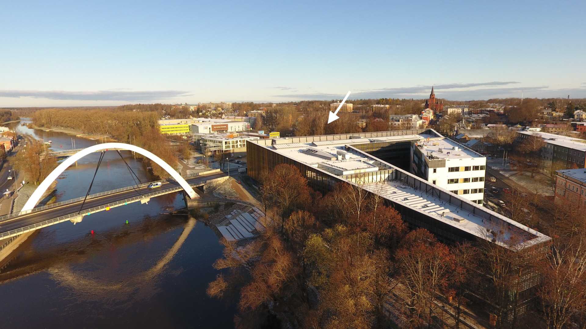 Staadioni 2 asukoht Emajõe ääres